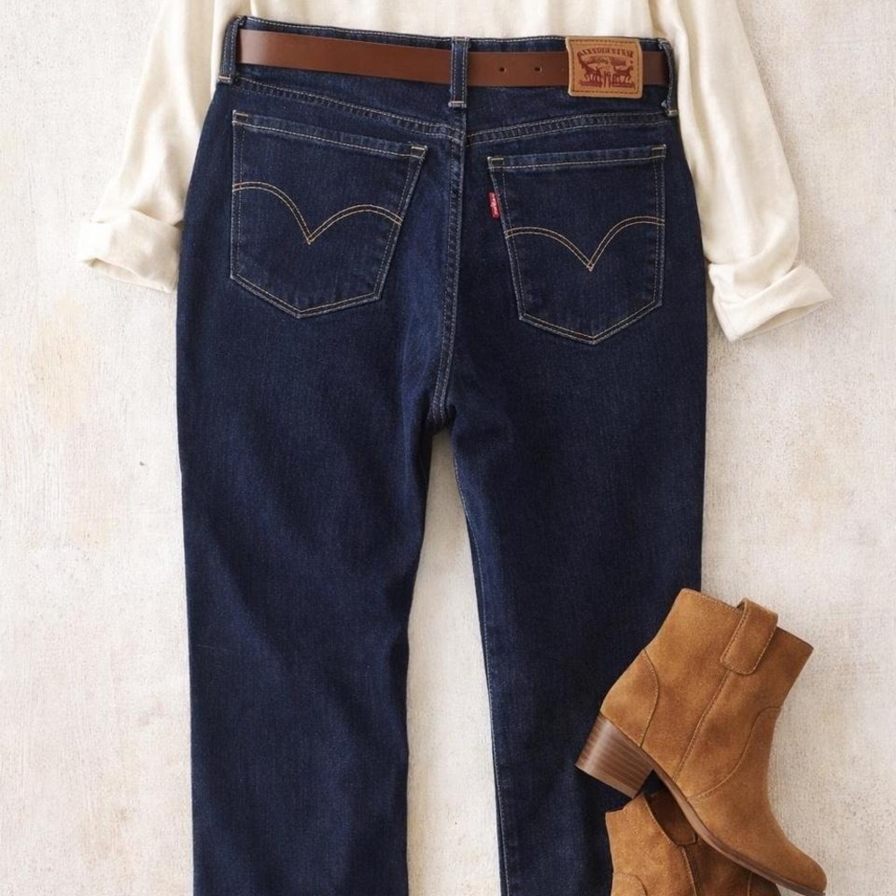 Levis 315 Jeans Womens 31 x 26" Shaping Bootcut Dark Denim